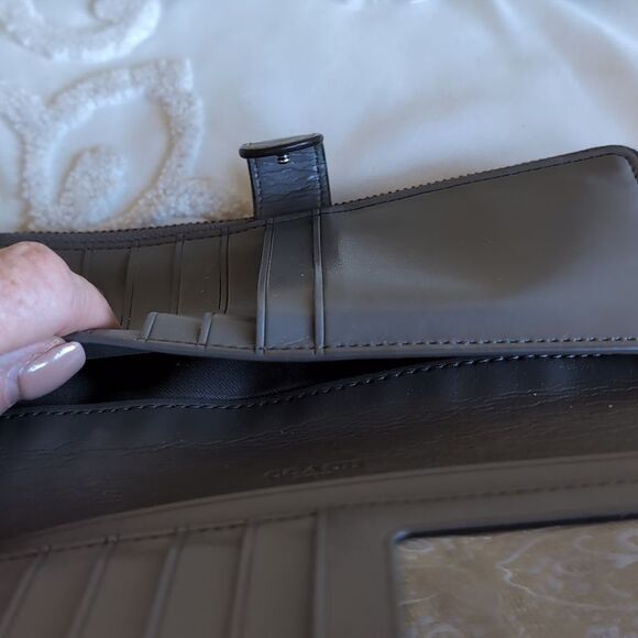 COACH SKINNY WALLET🩶 Gray And Gunmetal - Picture 8 of 16